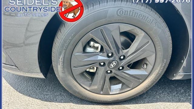 2022 Hyundai ELANTRA SEL