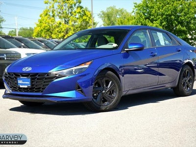 2023 Hyundai Elantra SEL 4DR Sedan