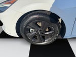 2021 Elantra Thumbnail 14