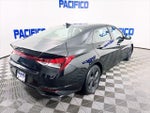 2022 Elantra Thumbnail 9
