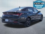 2022 Elantra Thumbnail 3