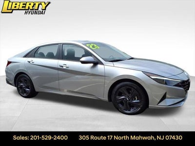 2023 Hyundai Elantra SEL 4DR Sedan
