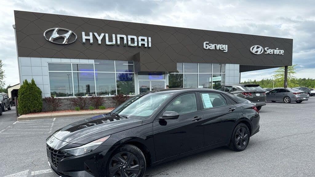 Preowned 2023 Hyundai ELANTRA SEL for Sale