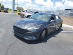 2022 Elantra Thumbnail 2