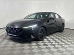 2023 Elantra Thumbnail 7