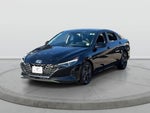 2022 Elantra Thumbnail 1