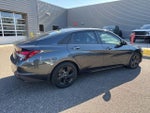 2022 Elantra Thumbnail 5