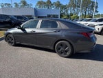 2022 Elantra Thumbnail 12