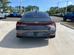 2022 Elantra Thumbnail 5