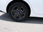 2021 Elantra Thumbnail 11