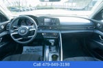 2022 Elantra Thumbnail 29