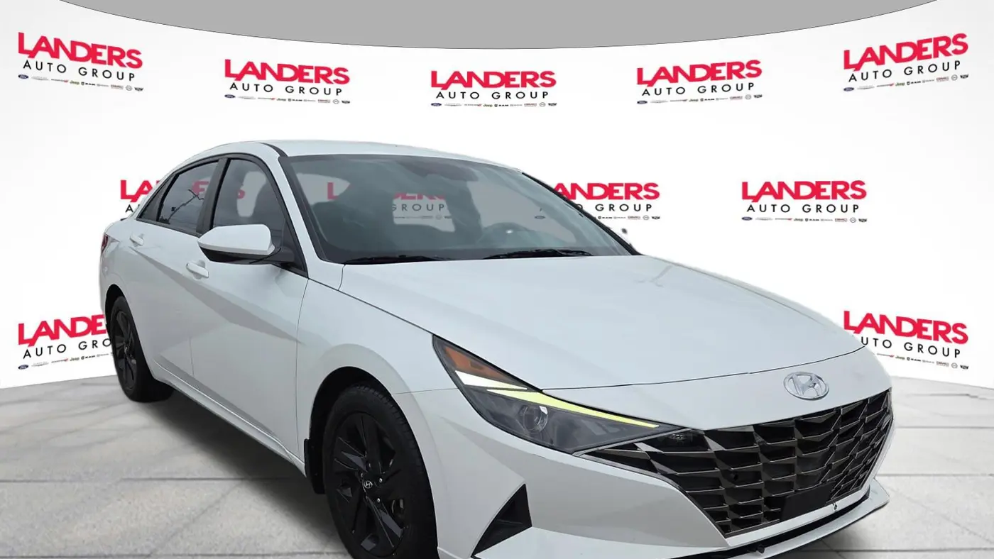 Preowned 2022 Hyundai ELANTRA SEL for Sale