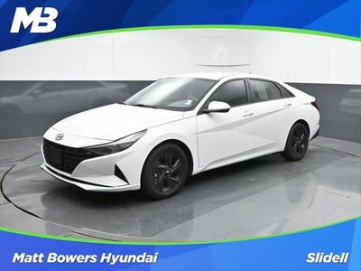 2023 Hyundai Elantra SEL 4DR Sedan