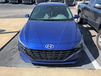 2023 Hyundai Elantra SEL 4DR Sedan