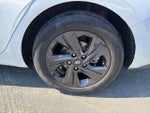 2022 Elantra Thumbnail 6