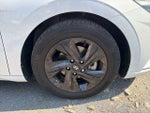 2022 Elantra Thumbnail 8