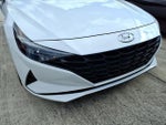 2023 Elantra Thumbnail 4