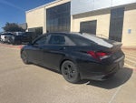 2022 Elantra Thumbnail 2