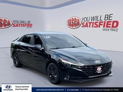 Photo of a 2022 Hyundai Elantra SEL 4DR Sedan for sale