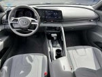 2022 Elantra Thumbnail 12