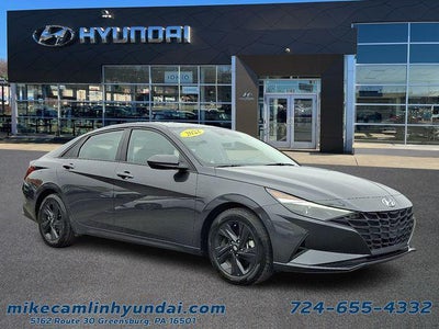 2022 Hyundai Elantra SEL 4DR Sedan