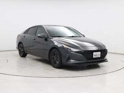 2023 Hyundai Elantra SEL 4DR Sedan