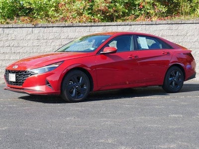 2023 Hyundai Elantra SEL 4DR Sedan Sulev