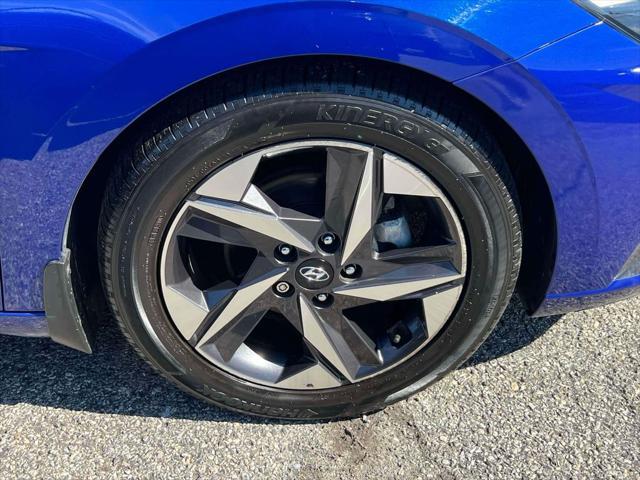 2022 Hyundai Elantra - $15,000