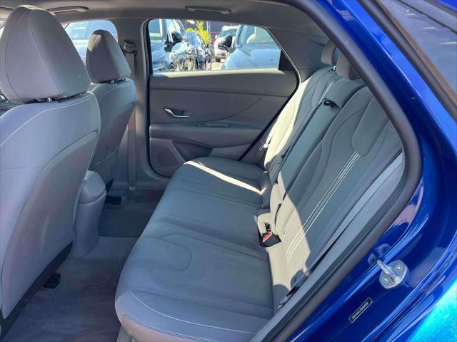 2022 Hyundai Elantra - $15,000