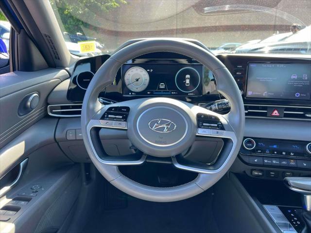 2022 Hyundai Elantra - $15,000