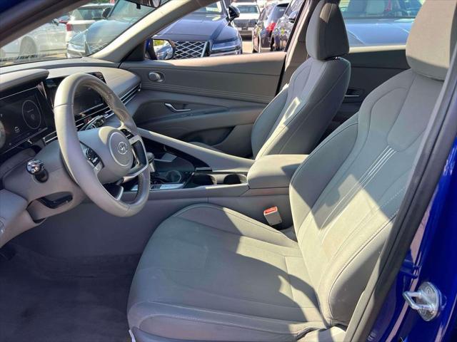 2022 Hyundai Elantra - $15,000