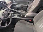 2022 Elantra Thumbnail 17