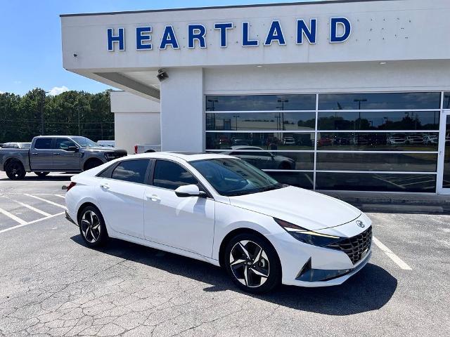 2022 Hyundai ELANTRA SEL — photo 1 of 12