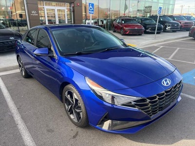 Photo of a 2022 Hyundai Elantra SEL 4DR Sedan for sale
