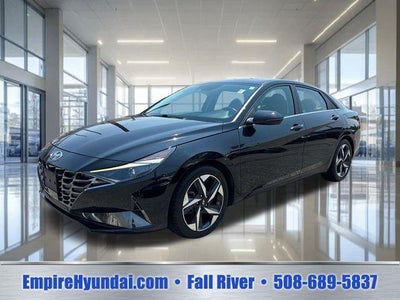 2022 Hyundai Elantra SEL 4DR Sedan