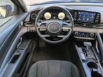 2021 Elantra Thumbnail 15