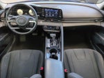 2021 Elantra Thumbnail 14