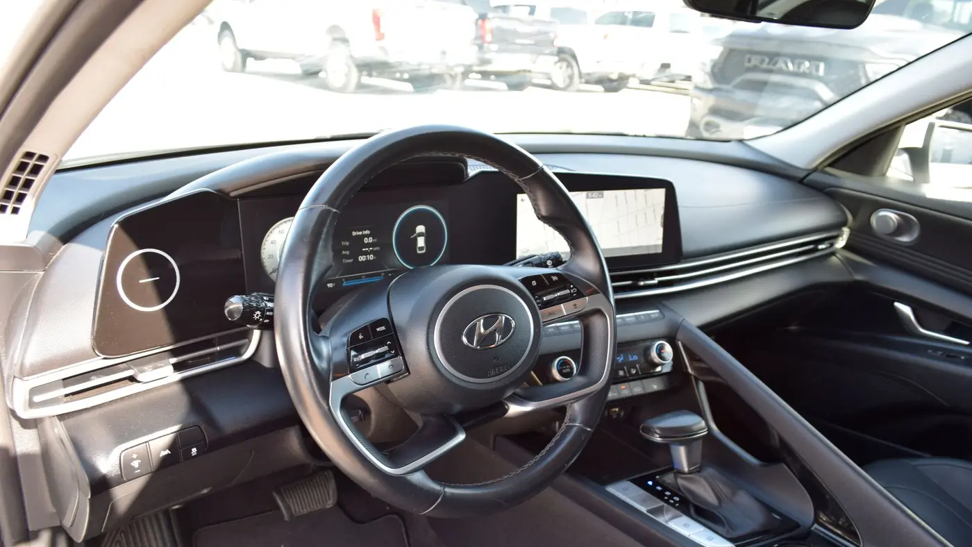 2021 Hyundai ELANTRA Limited
