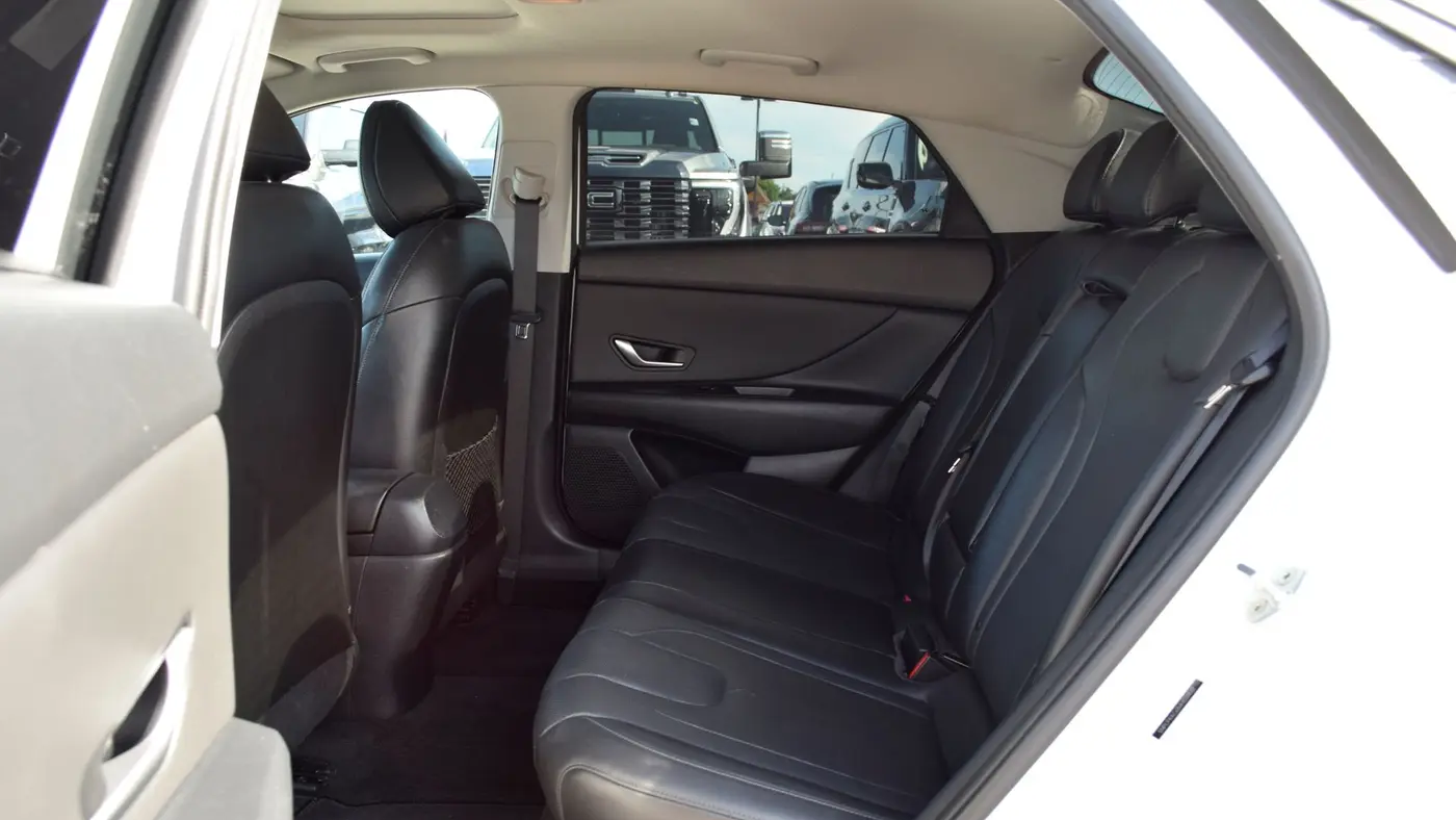 2021 Hyundai ELANTRA Limited