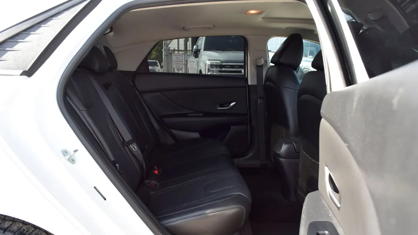 2021 Hyundai ELANTRA Limited