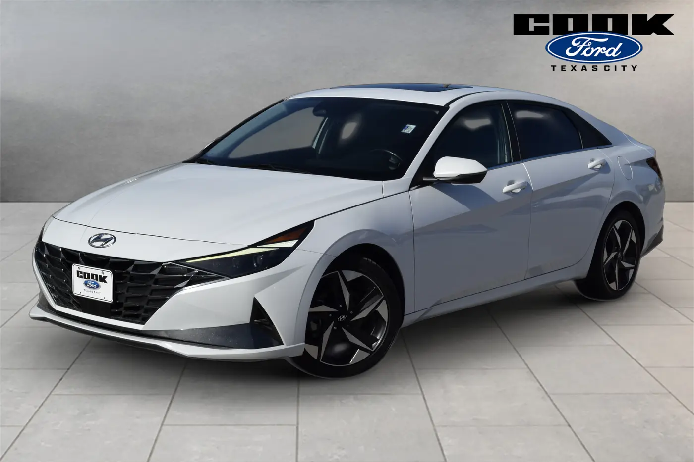 2021 Hyundai Elantra - $14,725
