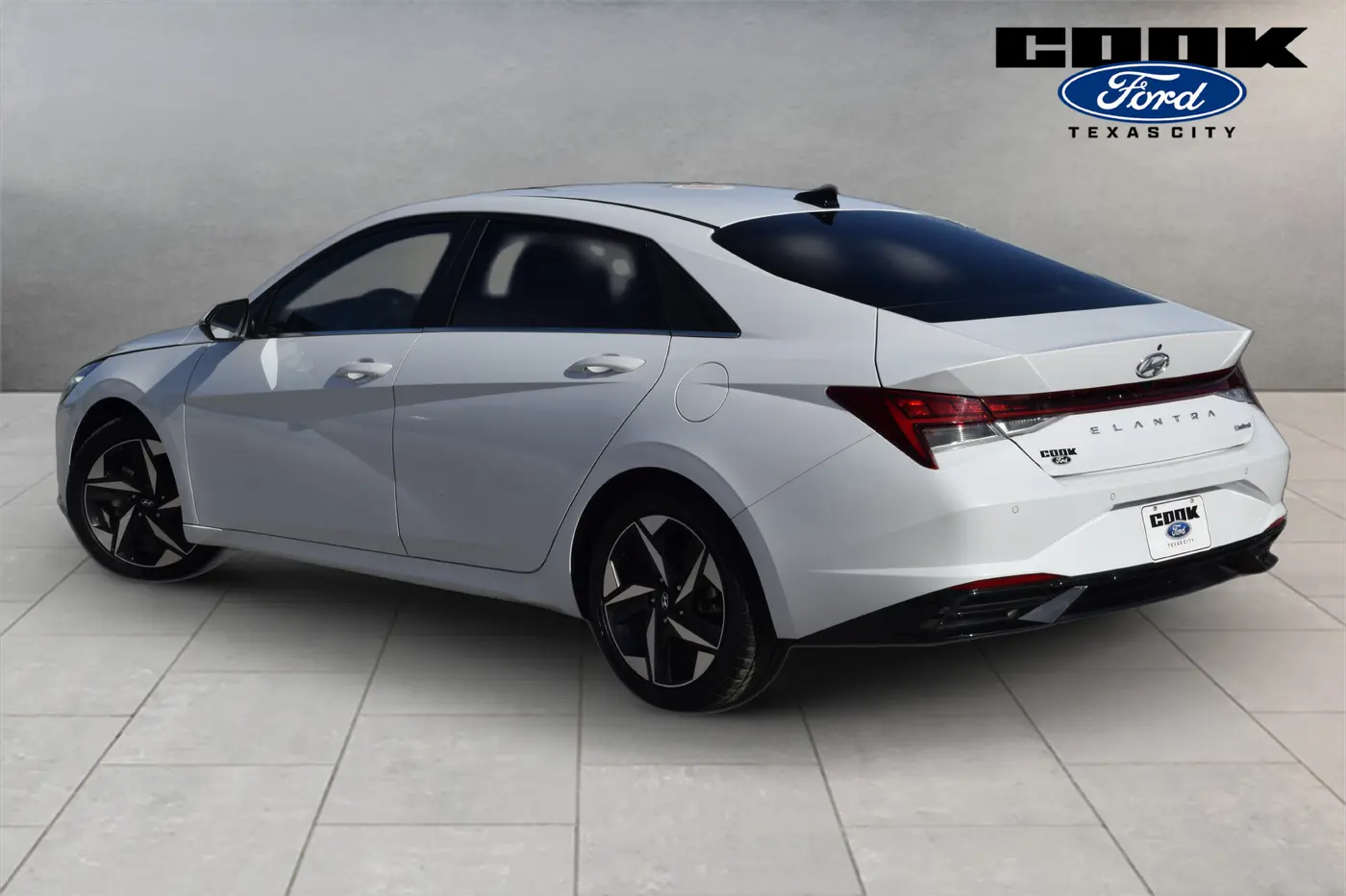 2021 Hyundai Elantra - $14,725
