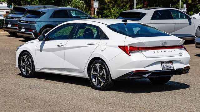 2023 Hyundai ELANTRA Limited