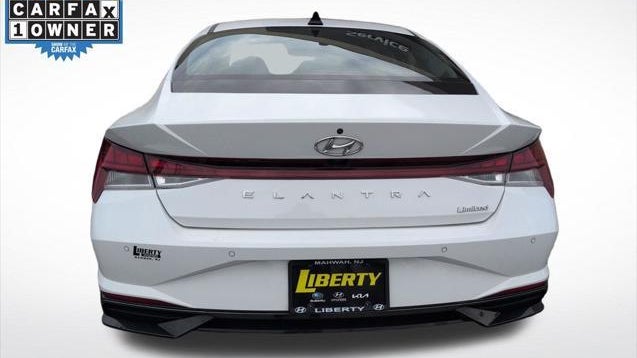 2023 Hyundai ELANTRA Limited