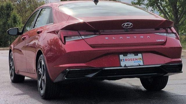 2023 Hyundai ELANTRA Limited