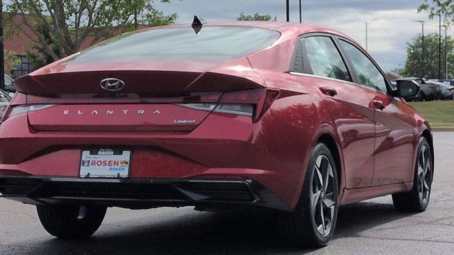2023 Hyundai ELANTRA Limited