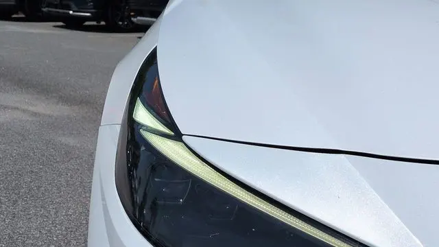 2022 Hyundai ELANTRA Limited
