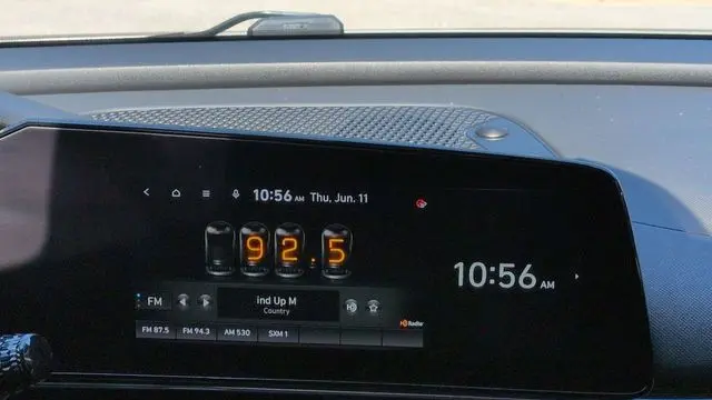 2022 Hyundai ELANTRA Limited