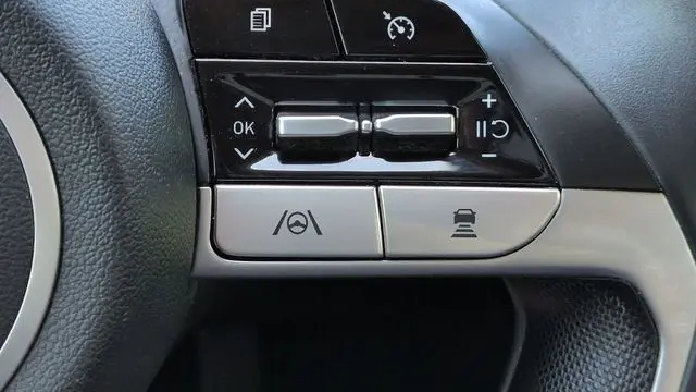 2022 Hyundai ELANTRA Limited