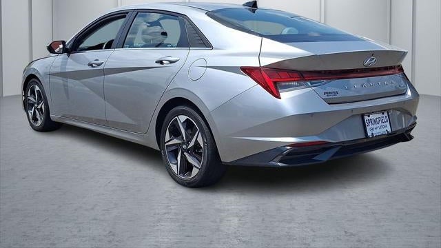 2022 Hyundai ELANTRA Limited